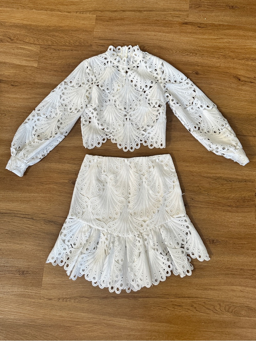 MAJE 🤍 Cropped White Eyelet Lace Two-Piece Set with Skirt size 6